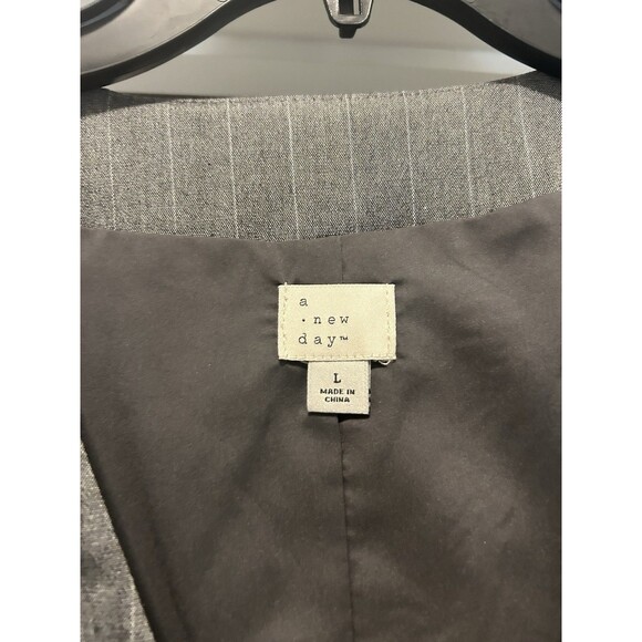A New Day Grey Pinstripe Button Down Dress Office Androgynous Size Large City - Picture 2 of 8